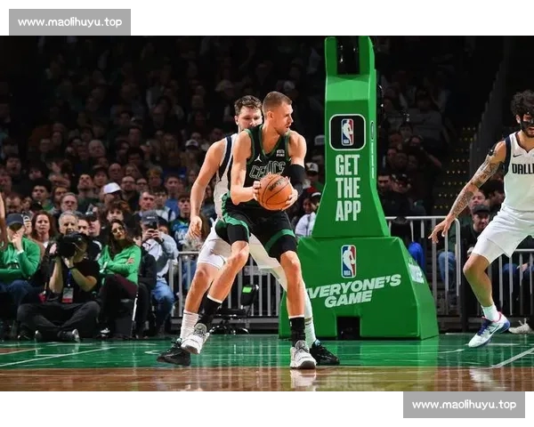 实时观看NBA精彩赛事高清直播尽享球星对决和赛场激情